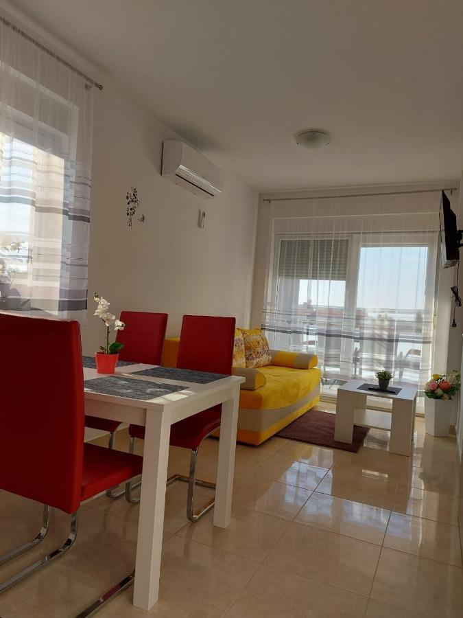 Apartmani Gimi Shine Vrsi Esterno foto