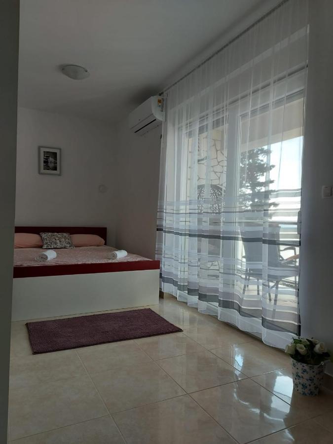 Apartmani Gimi Shine Vrsi Esterno foto