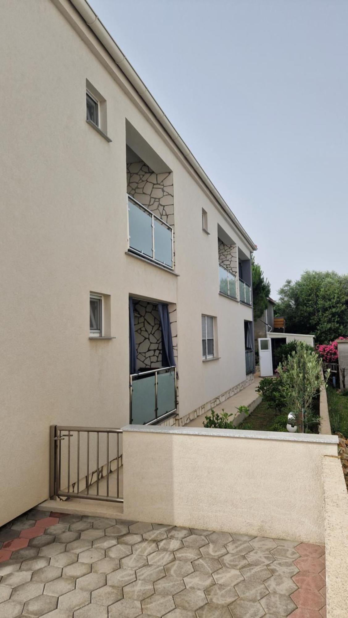 Apartmani Gimi Shine Vrsi Esterno foto