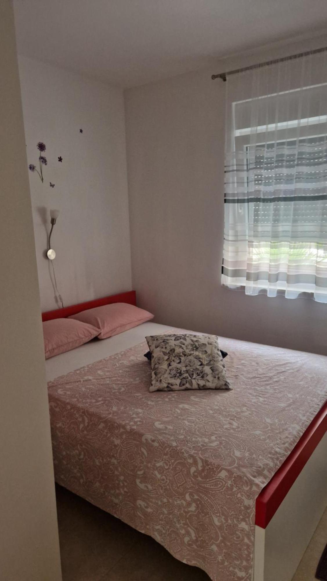 Apartmani Gimi Shine Vrsi Camera foto
